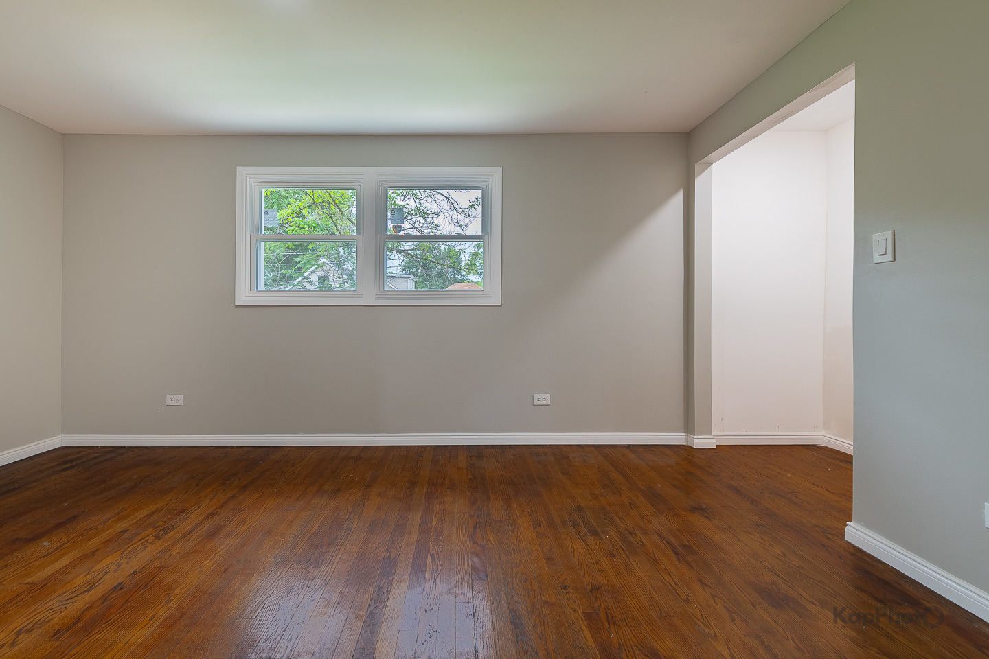 11955 S Prairie Avenue Property Photo 13