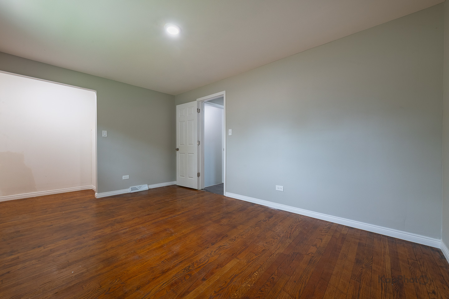 11955 S Prairie Avenue Property Photo 14