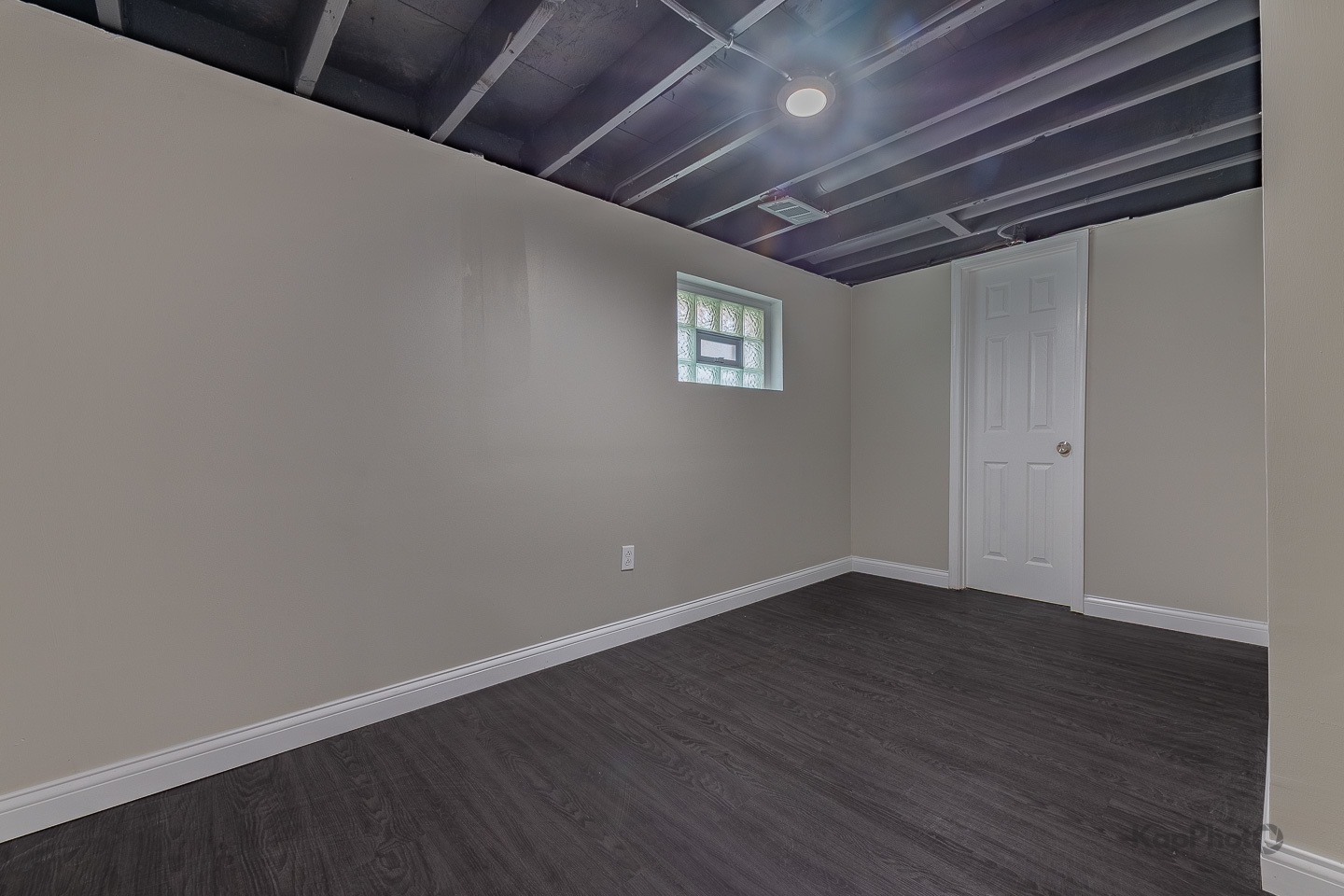 11955 S Prairie Avenue Property Photo 20