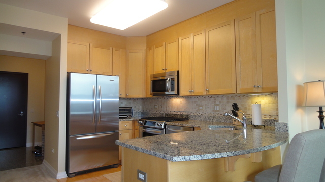 33 W Ontario Street 54c Property Photo 4