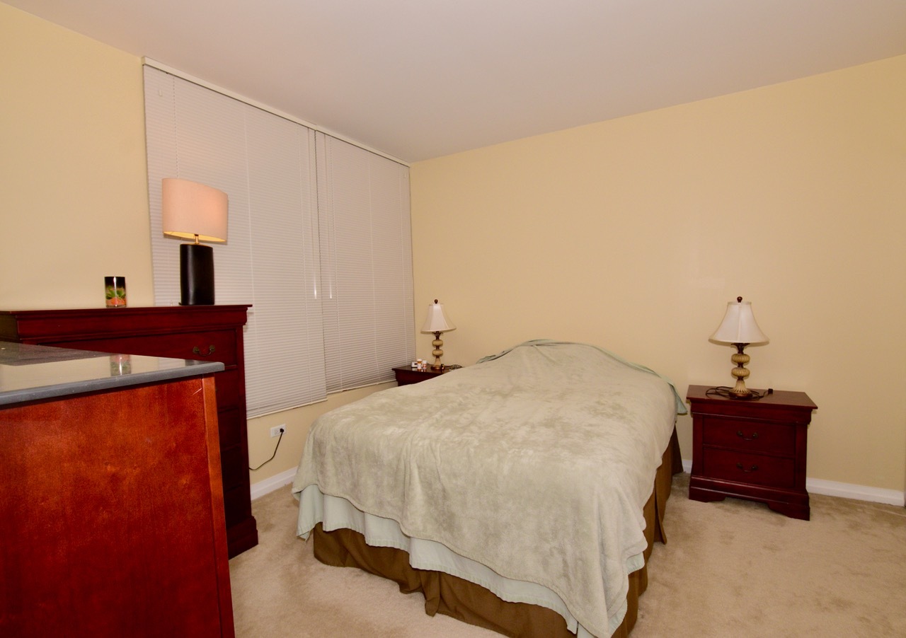 33 W Ontario Street 54c Property Photo 11