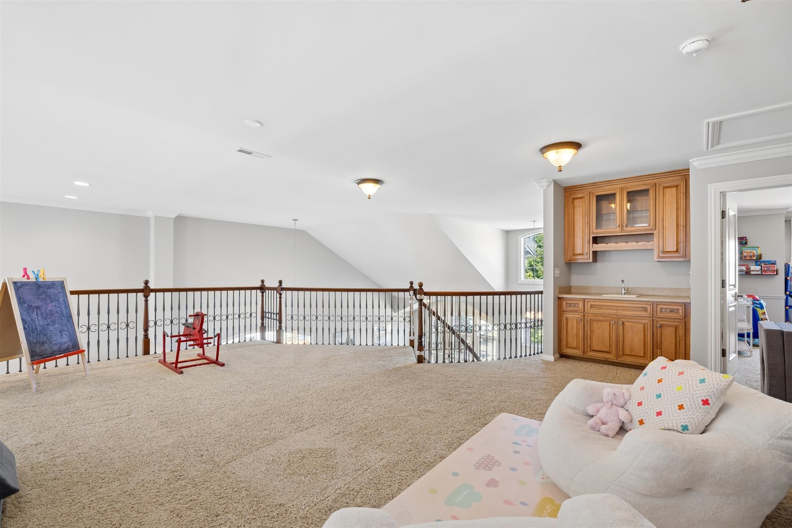 1015 White Pine Lane Property Photo 15