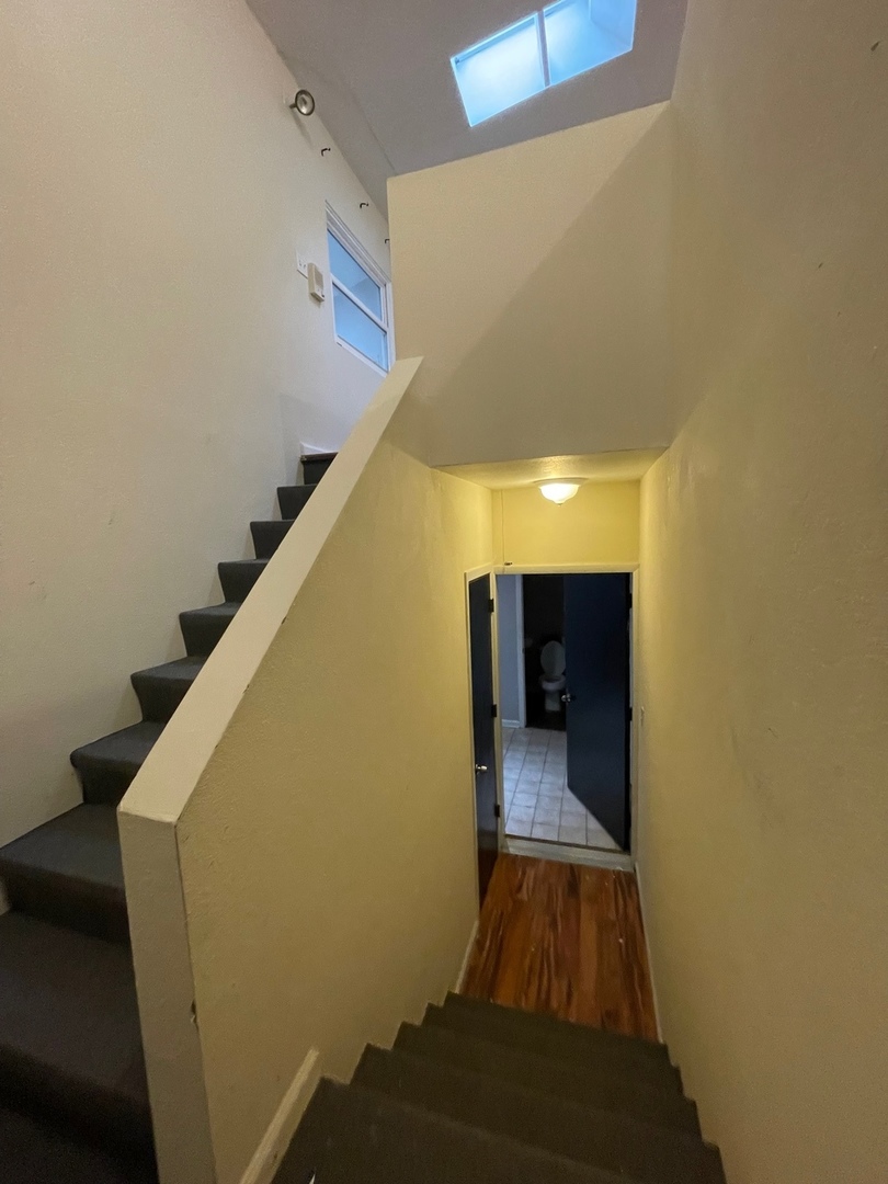 806 W Armitage Avenue Property Photo 6