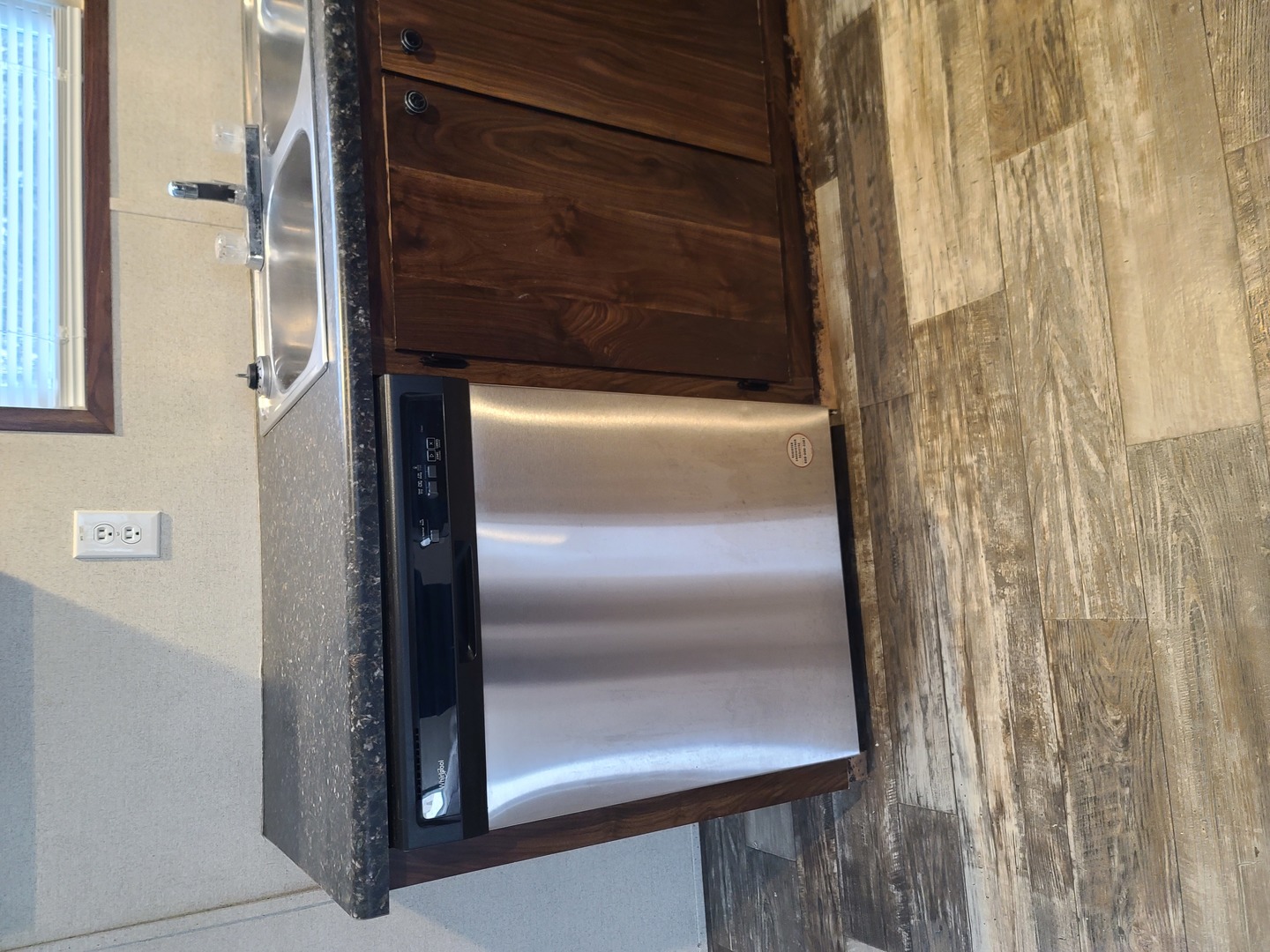 12701688 Property Photo 6