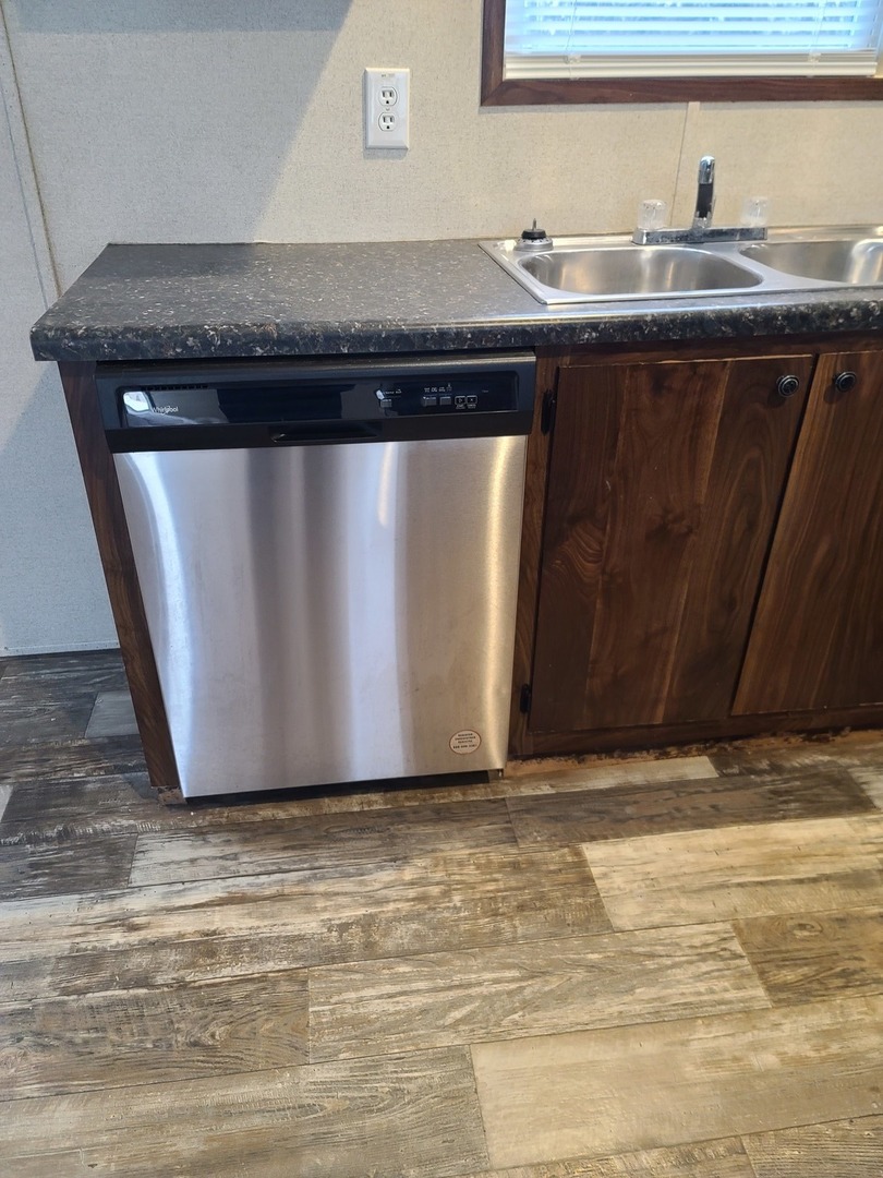 12701688 Property Photo 6