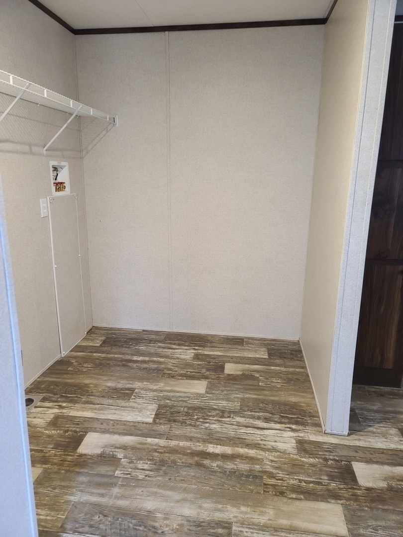 12701688 Property Photo 9