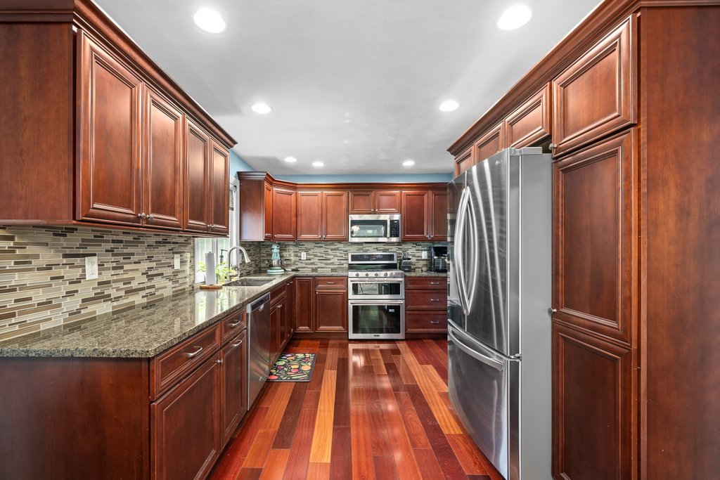 14 Pleasant View Drive Property Photo 8