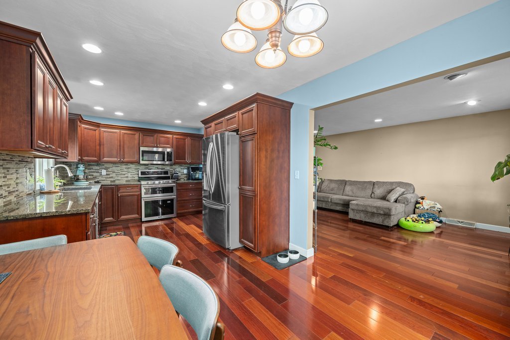 14 Pleasant View Drive Property Photo 16