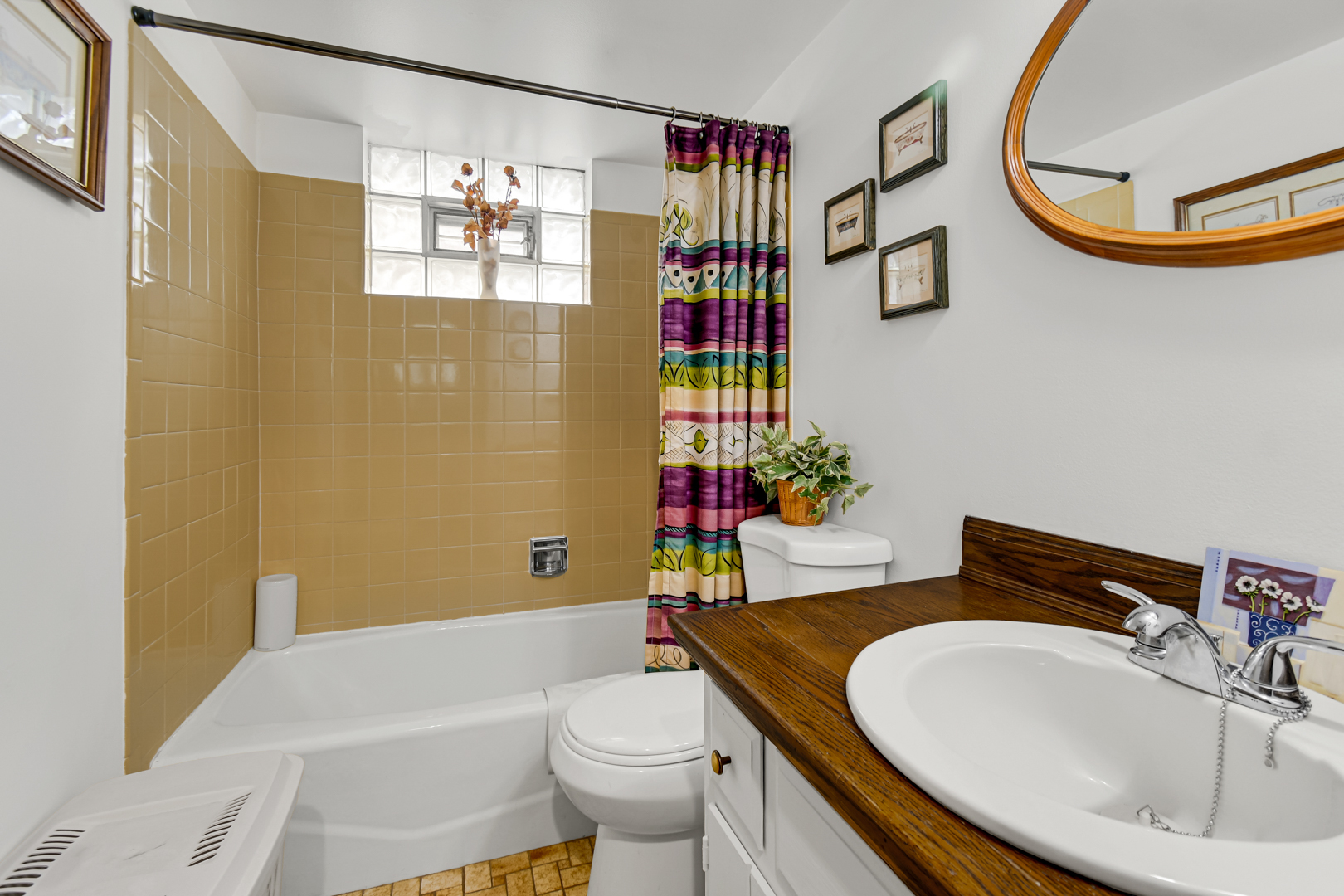 47 N Wabash Avenue Property Photo 16