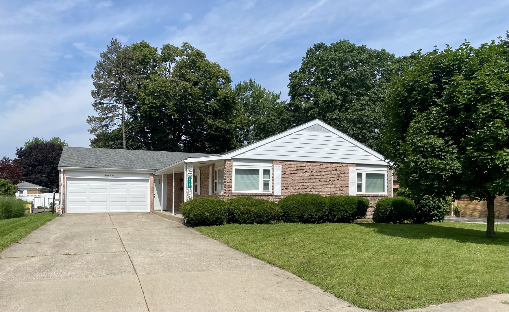 1105 Tilton Park Drive Property Photo 1