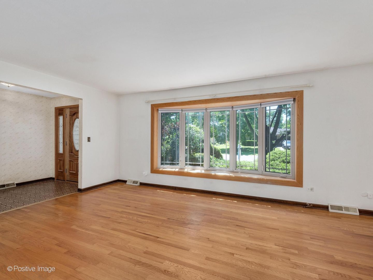 1642 Clemens Road Property Photo 4