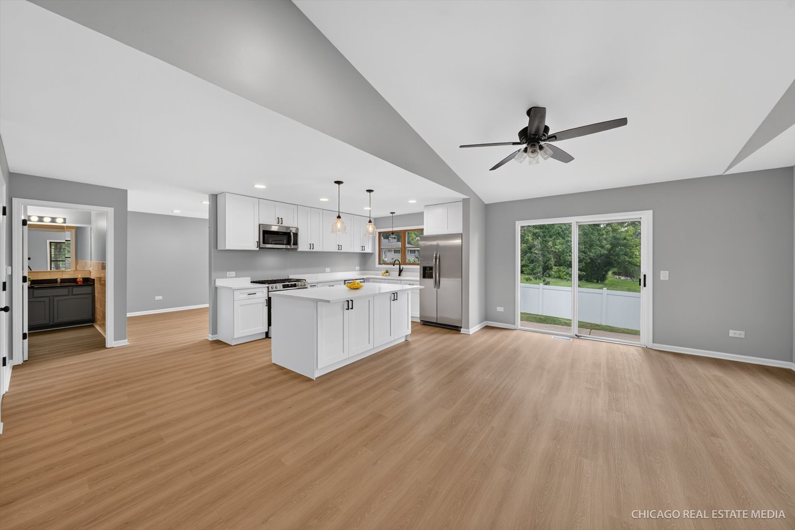 917 N Cove Drive H Property Photo 5