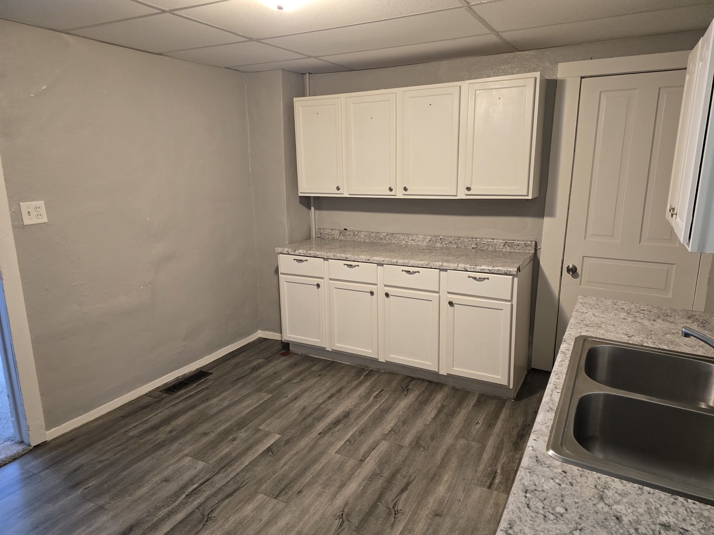 1011 N Ripley Street Property Photo 6