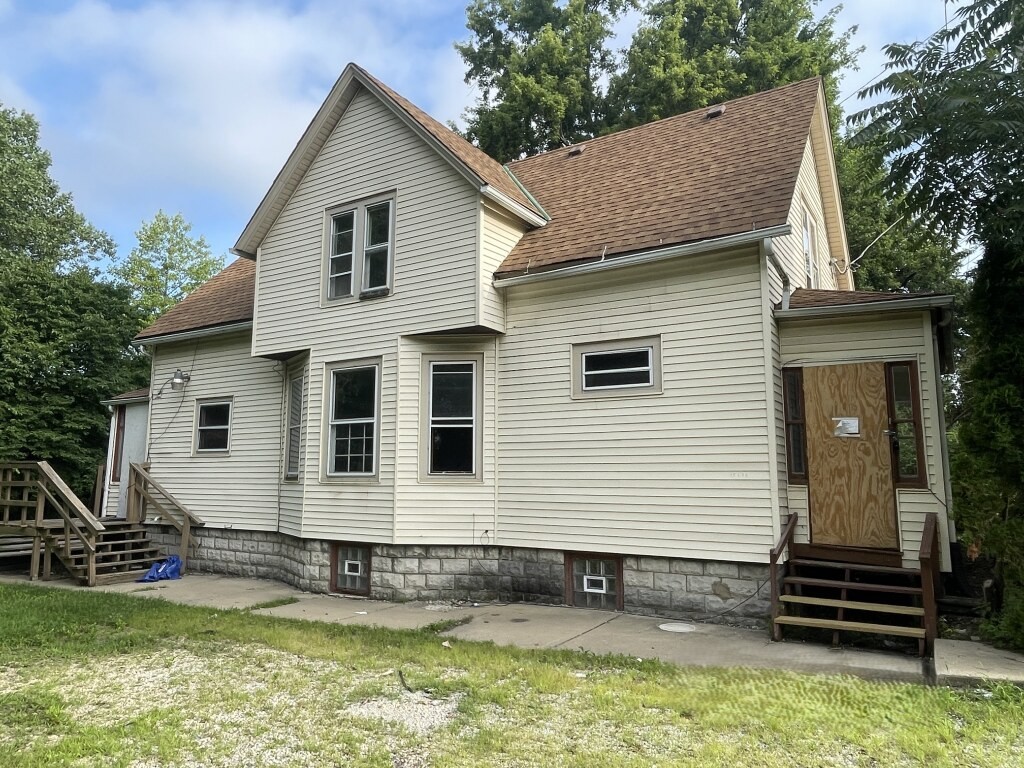 15276 State Street Property Photo 1