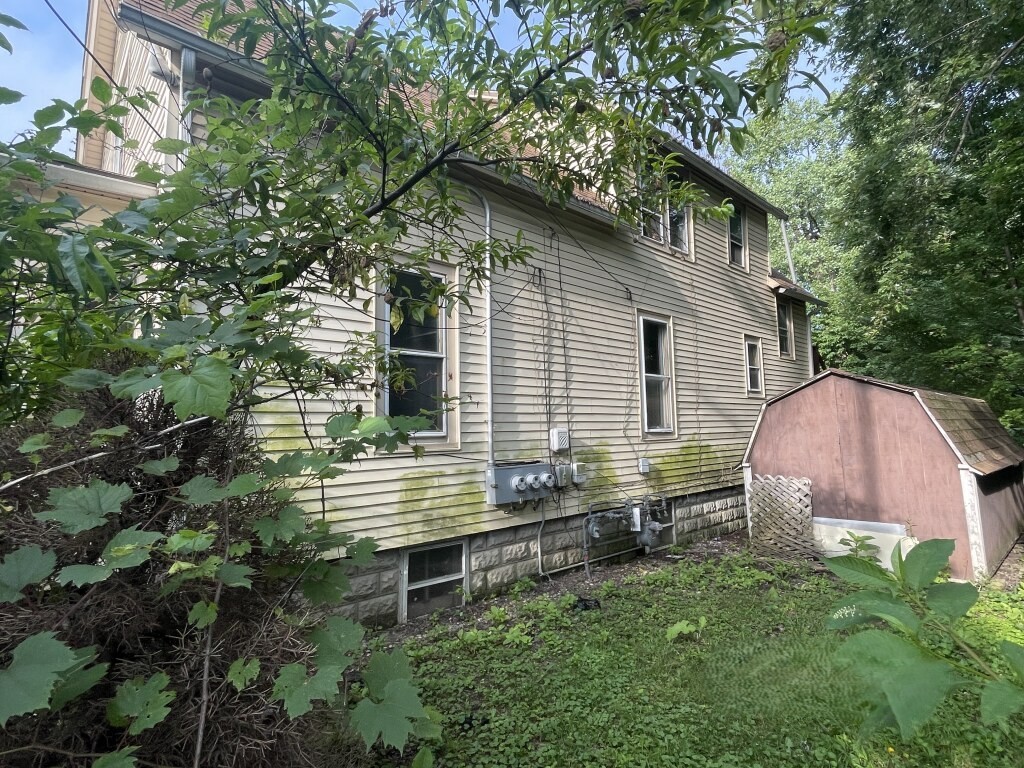 15276 State Street Property Photo 3