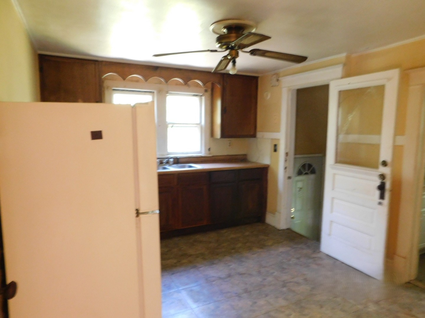 15276 State Street Property Photo 15