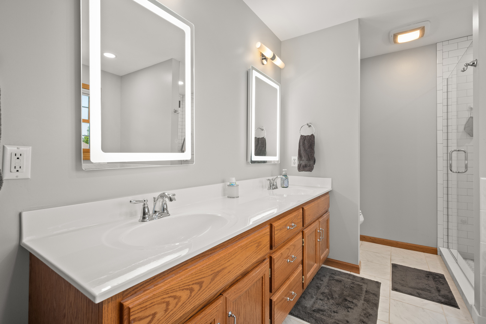 1239 Yorkshire Drive Property Photo 22