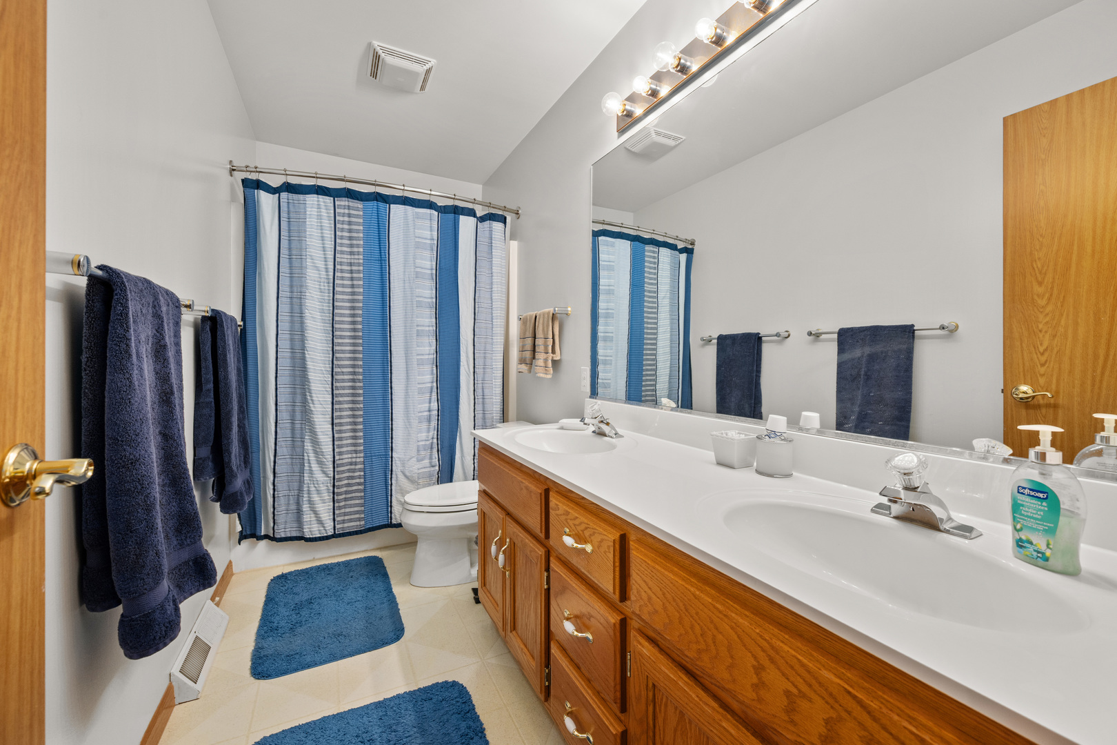 1239 Yorkshire Drive Property Photo 29