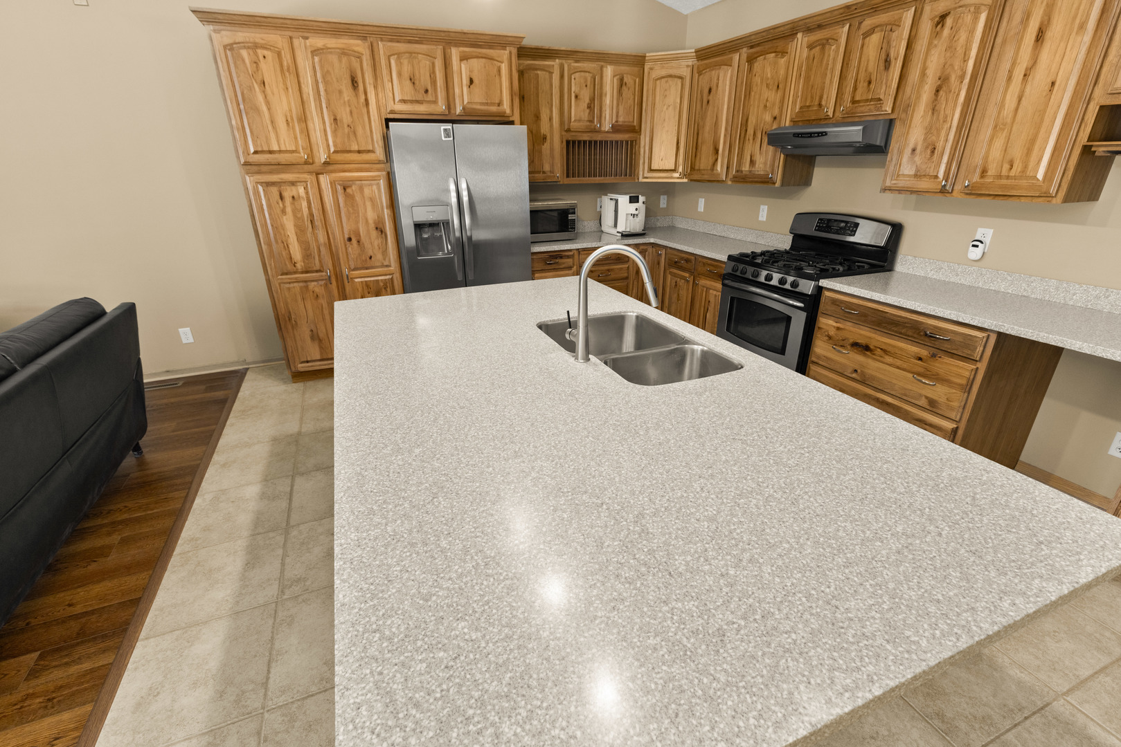 1440 Brady Lane Property Photo 4