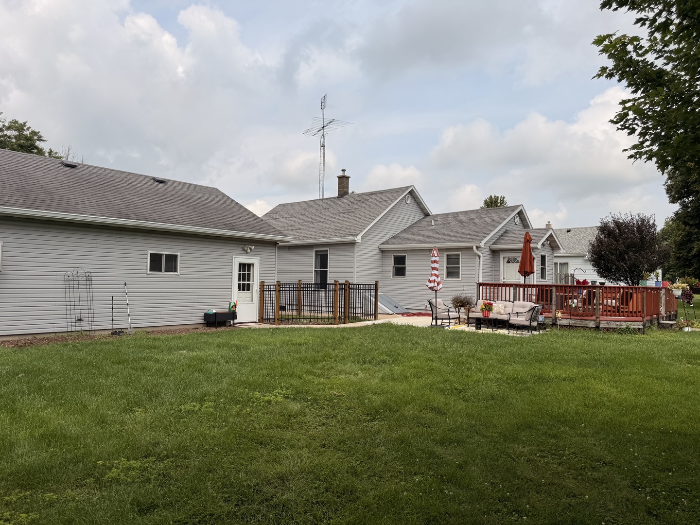 310 S 2nd Street Property Photo 4