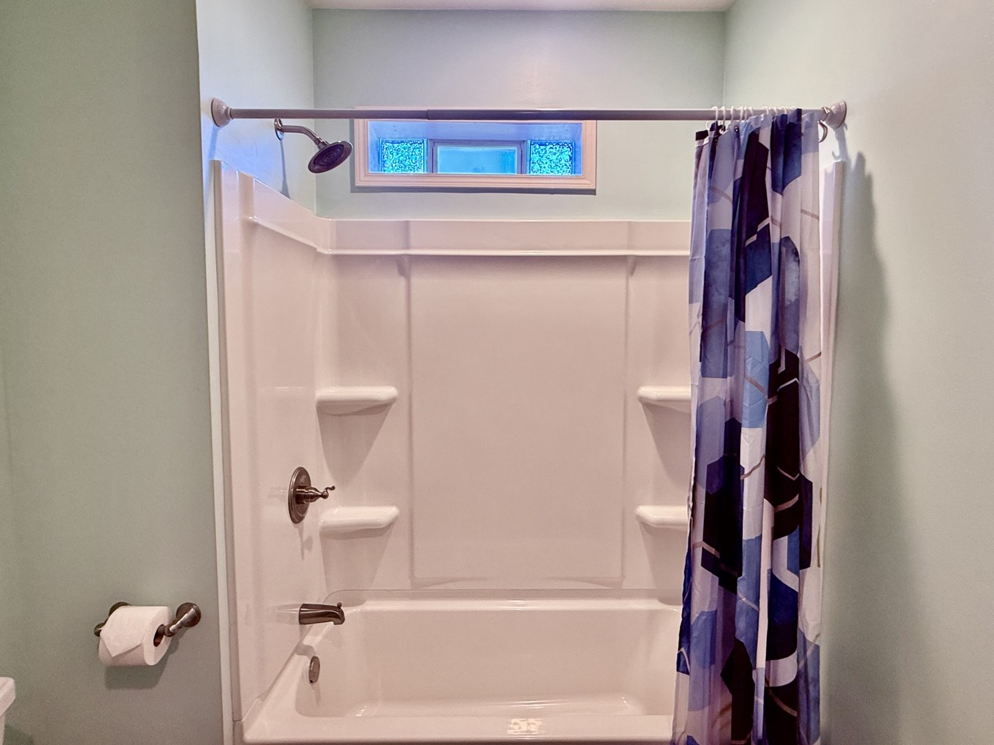 437 10th Place Property Photo 10