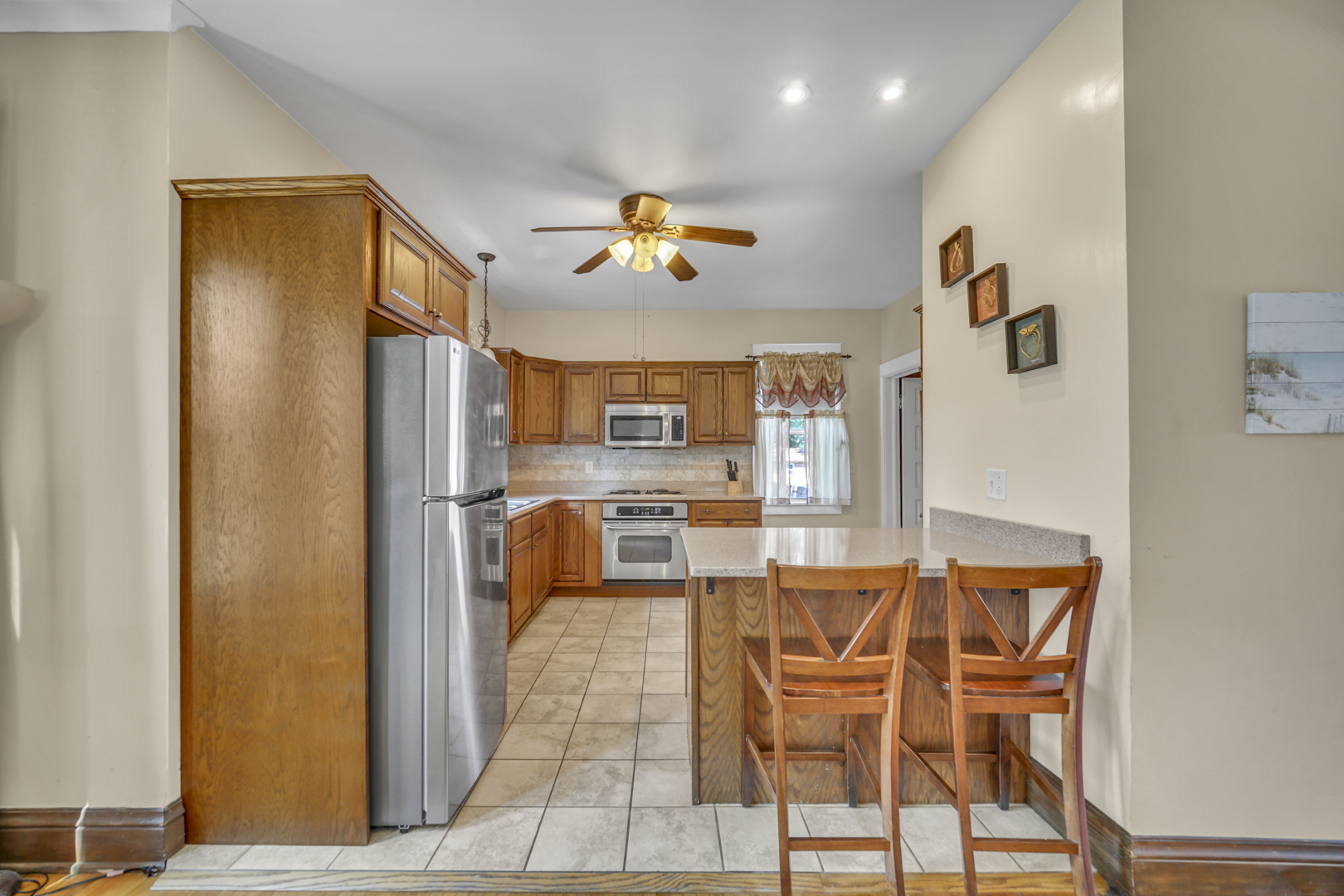 1337 Campbell Avenue Property Photo 10