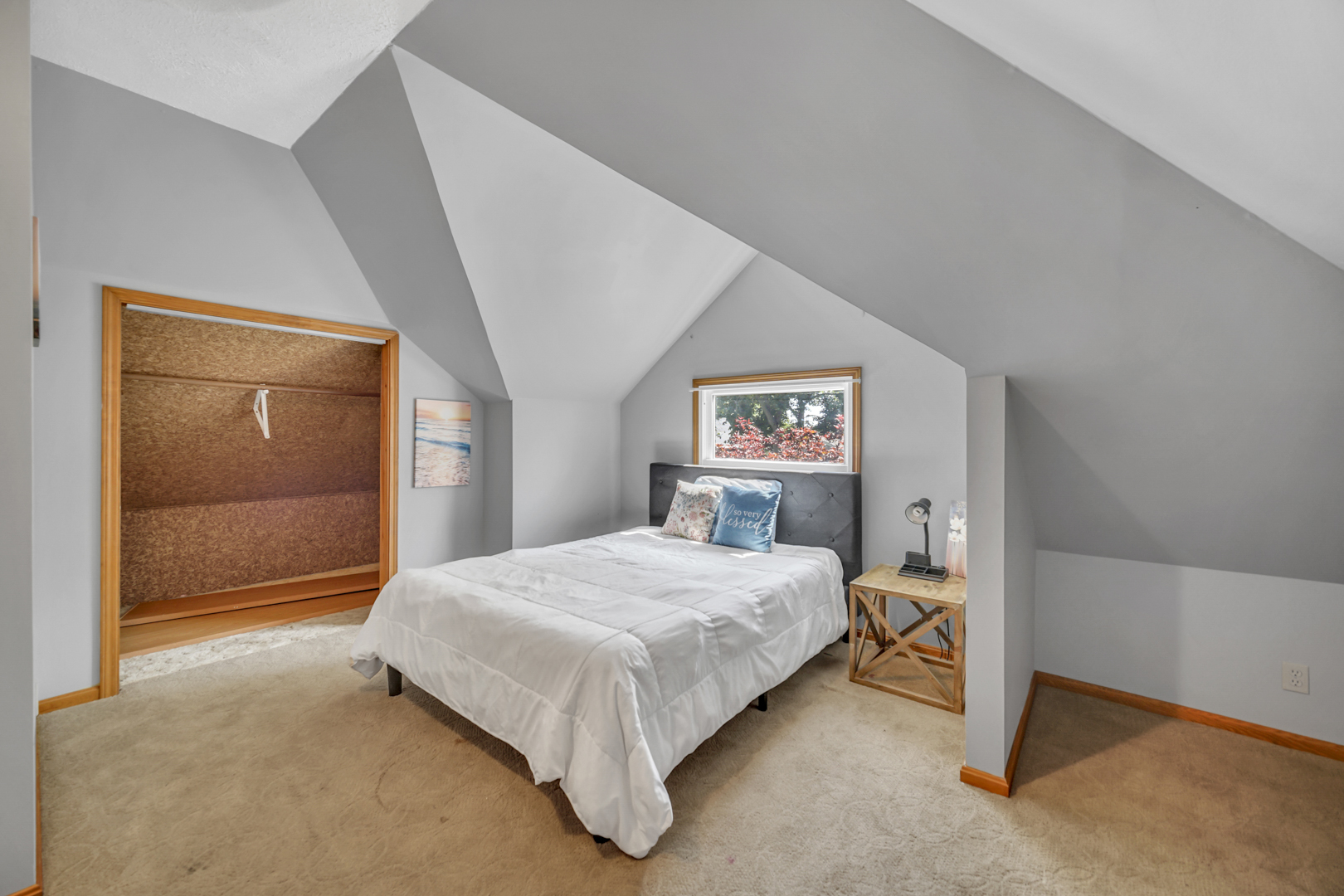 1337 Campbell Avenue Property Photo 14