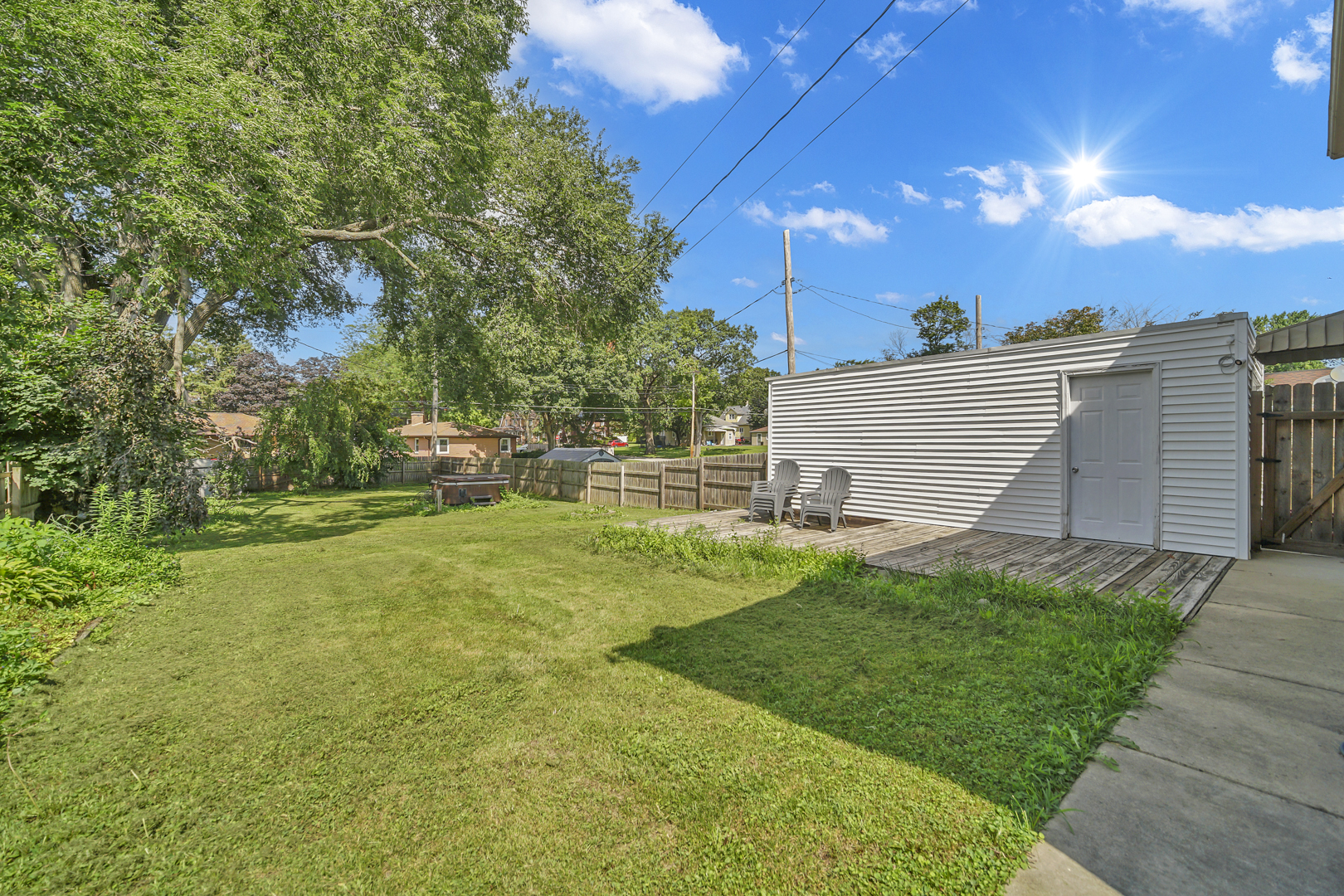 1337 Campbell Avenue Property Photo 19