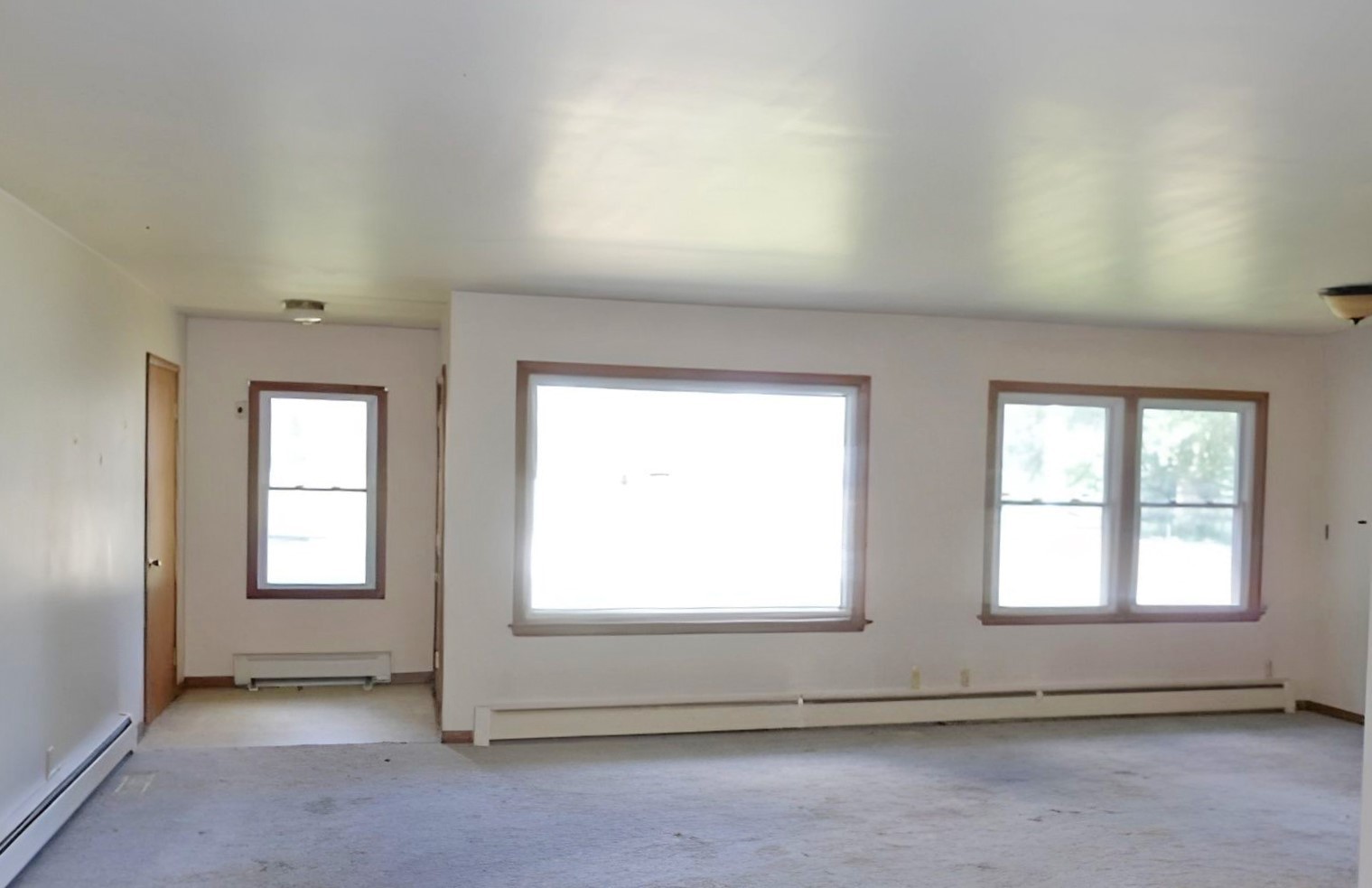 515 E Washington Street Property Photo 3