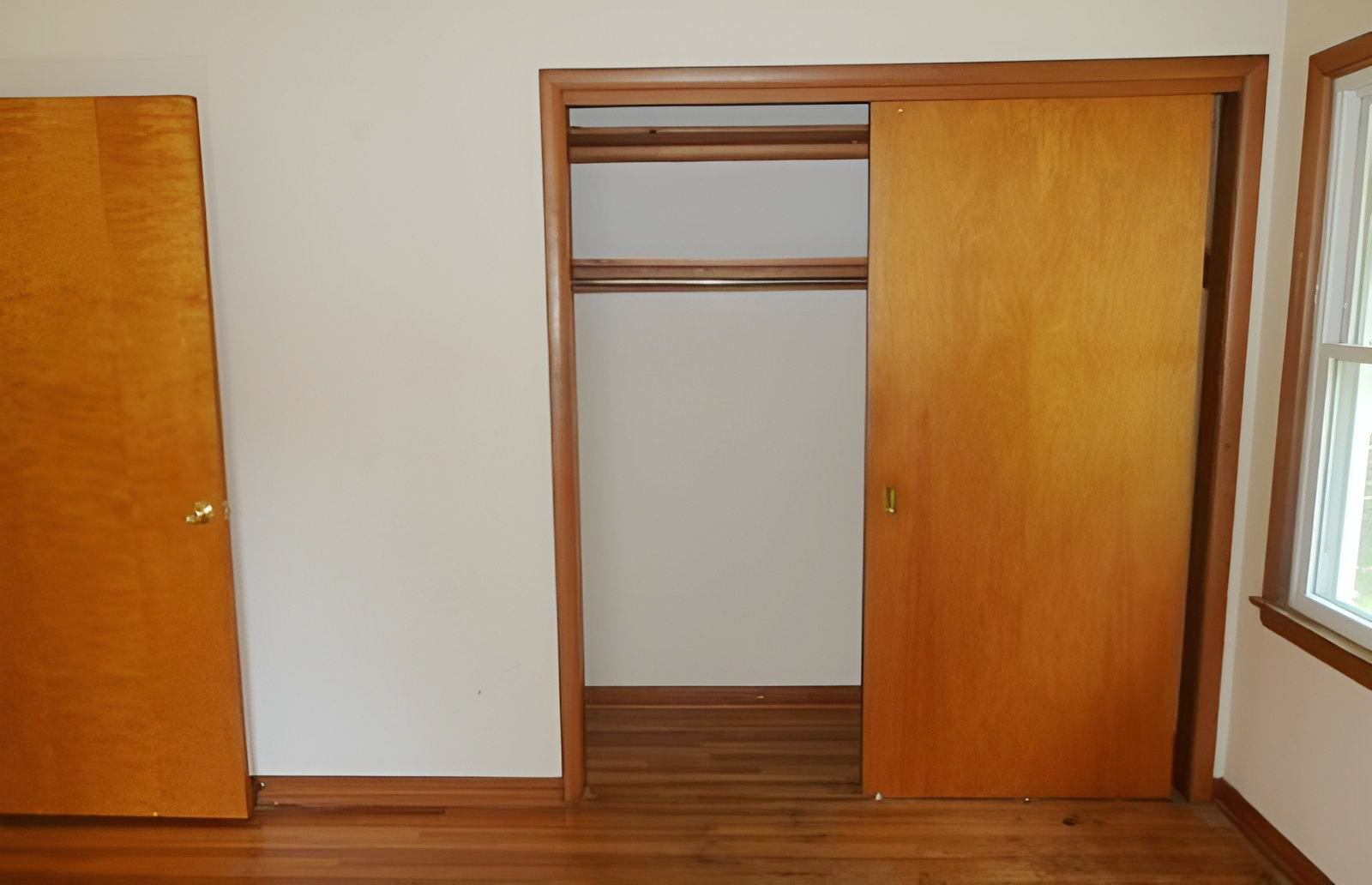 515 E Washington Street Property Photo 11