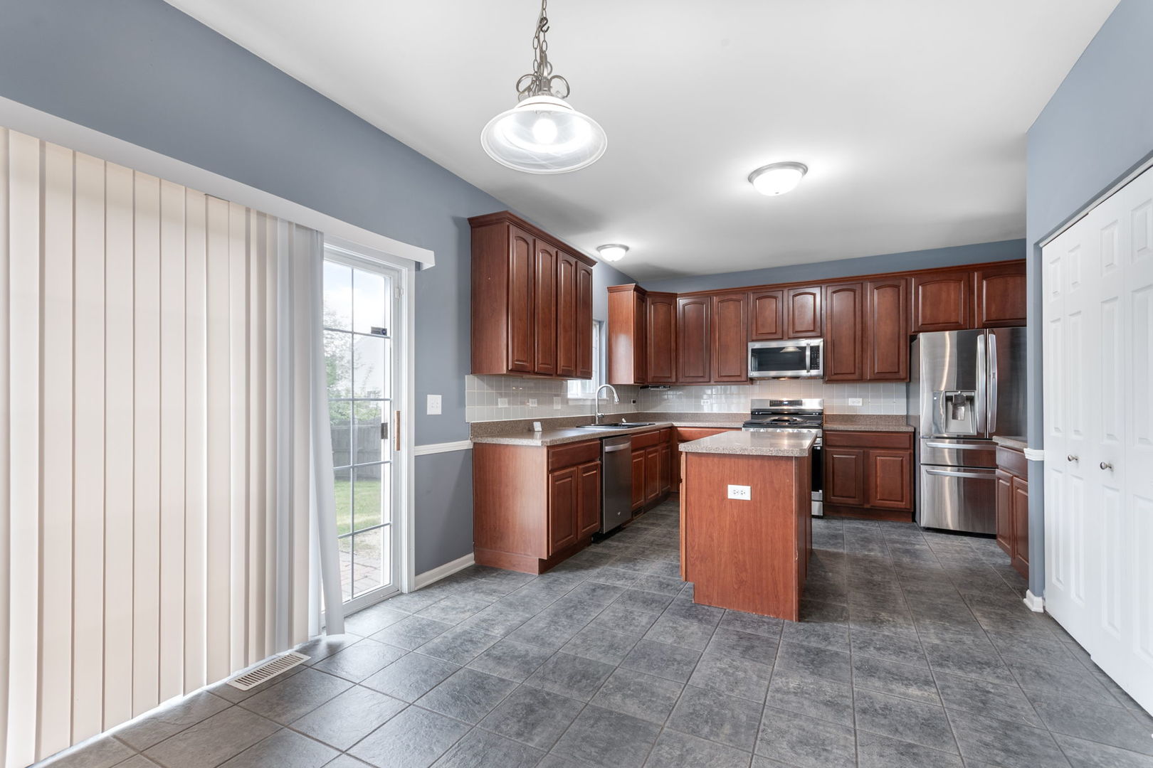 14610 General Drive Property Photo 4