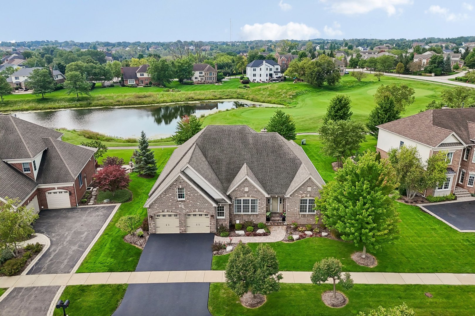 14 Championship Parkway Property Photo 1