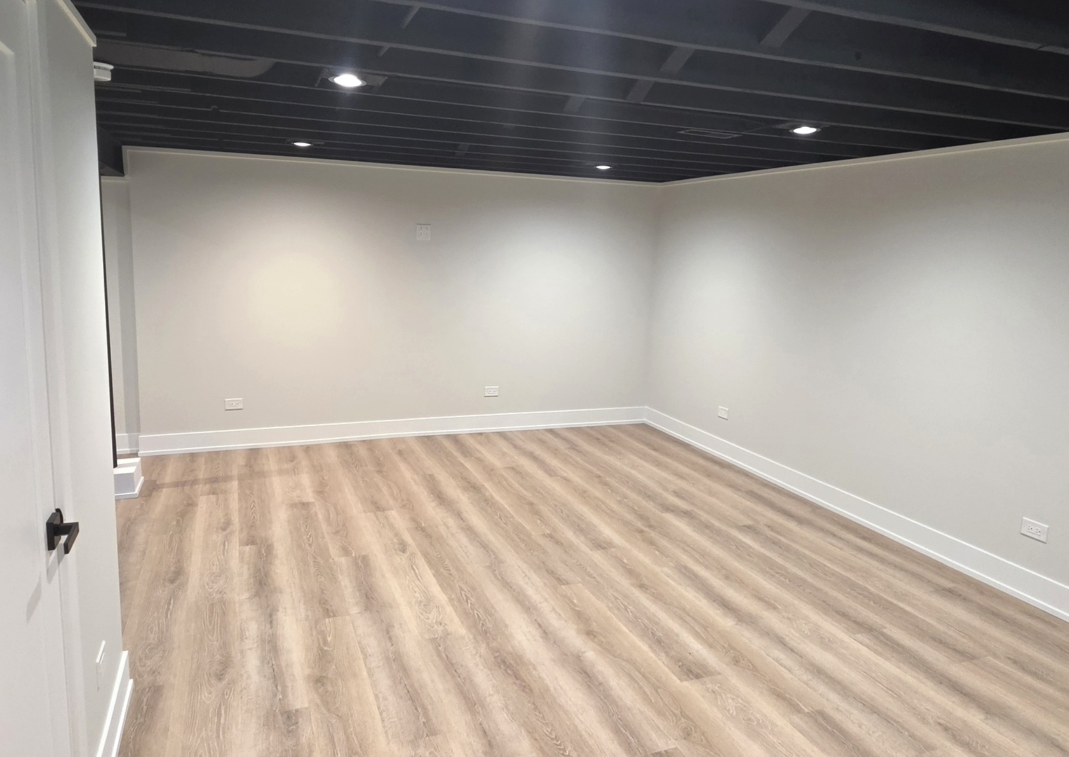 316 N Reuter Drive Property Photo 19