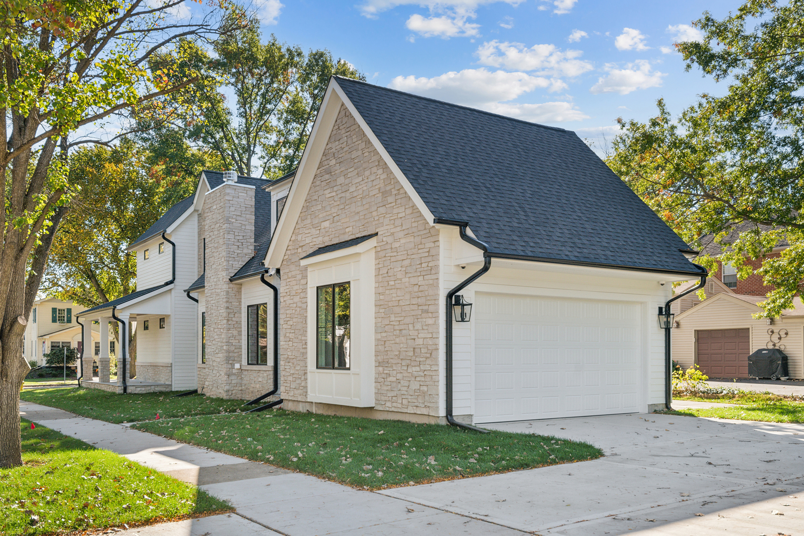 1540 Carol Court Property Photo 4