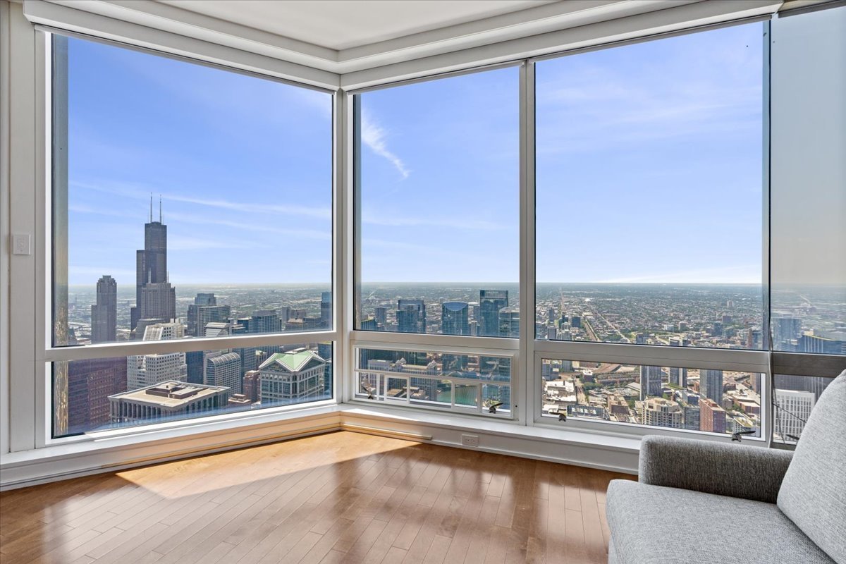 401 N Wabash Avenue 73g Property Photo 5