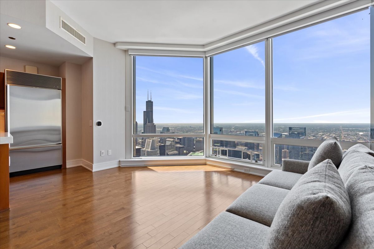 401 N Wabash Avenue 73g Property Photo 7