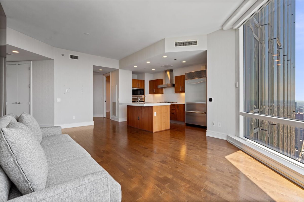 401 N Wabash Avenue 73g Property Photo 11
