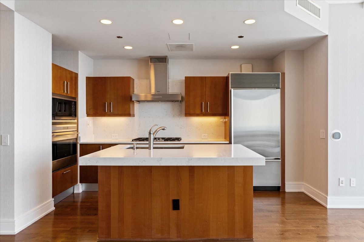 401 N Wabash Avenue 73g Property Photo 13
