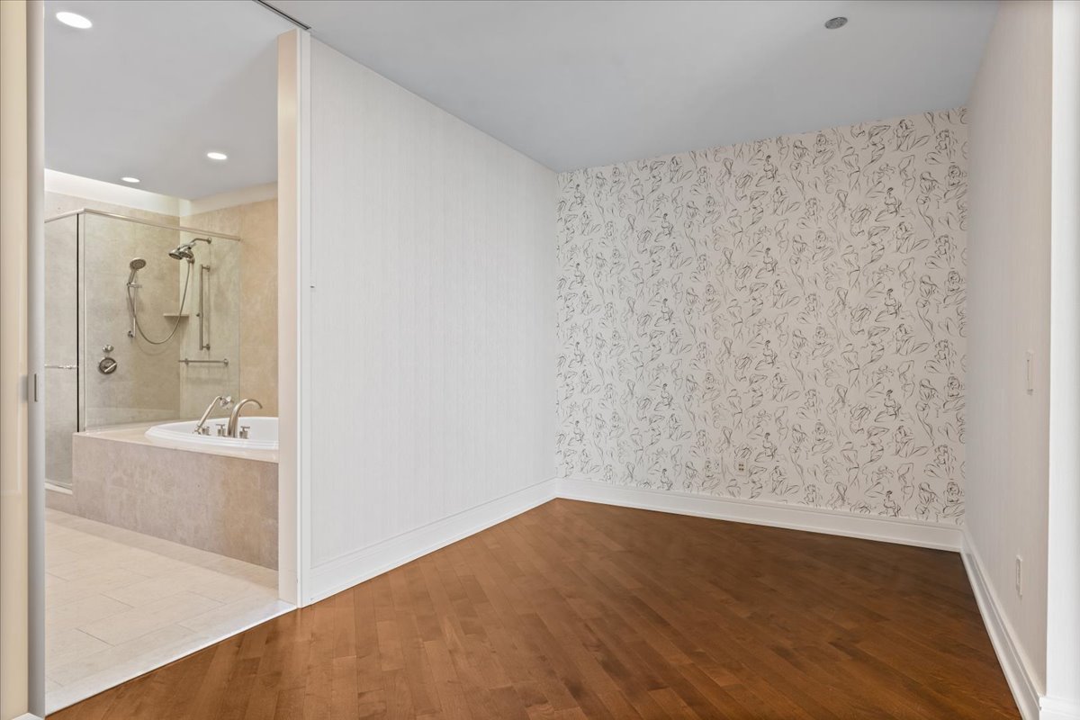 401 N Wabash Avenue 73g Property Photo 21