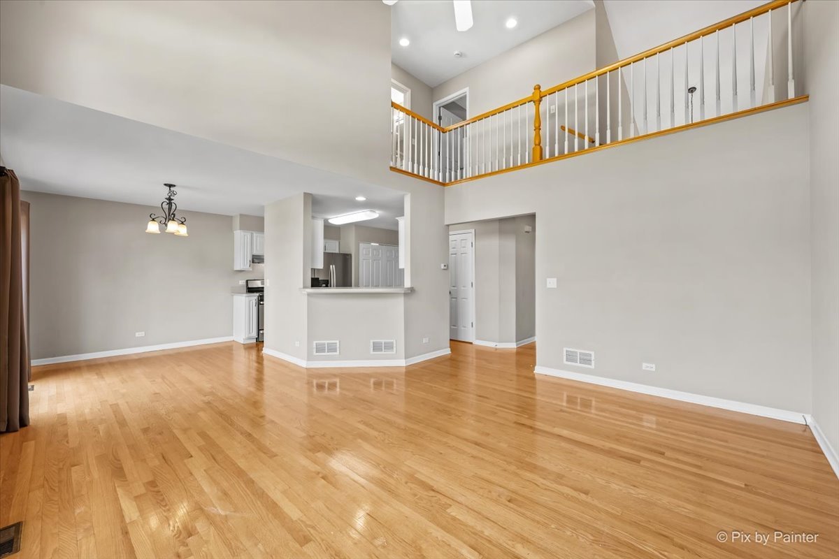 1058 E Danbury Drive Property Photo 7