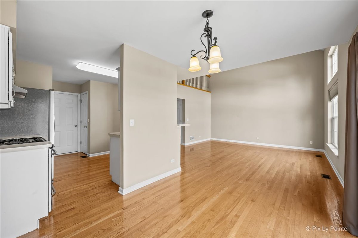 1058 E Danbury Drive Property Photo 12