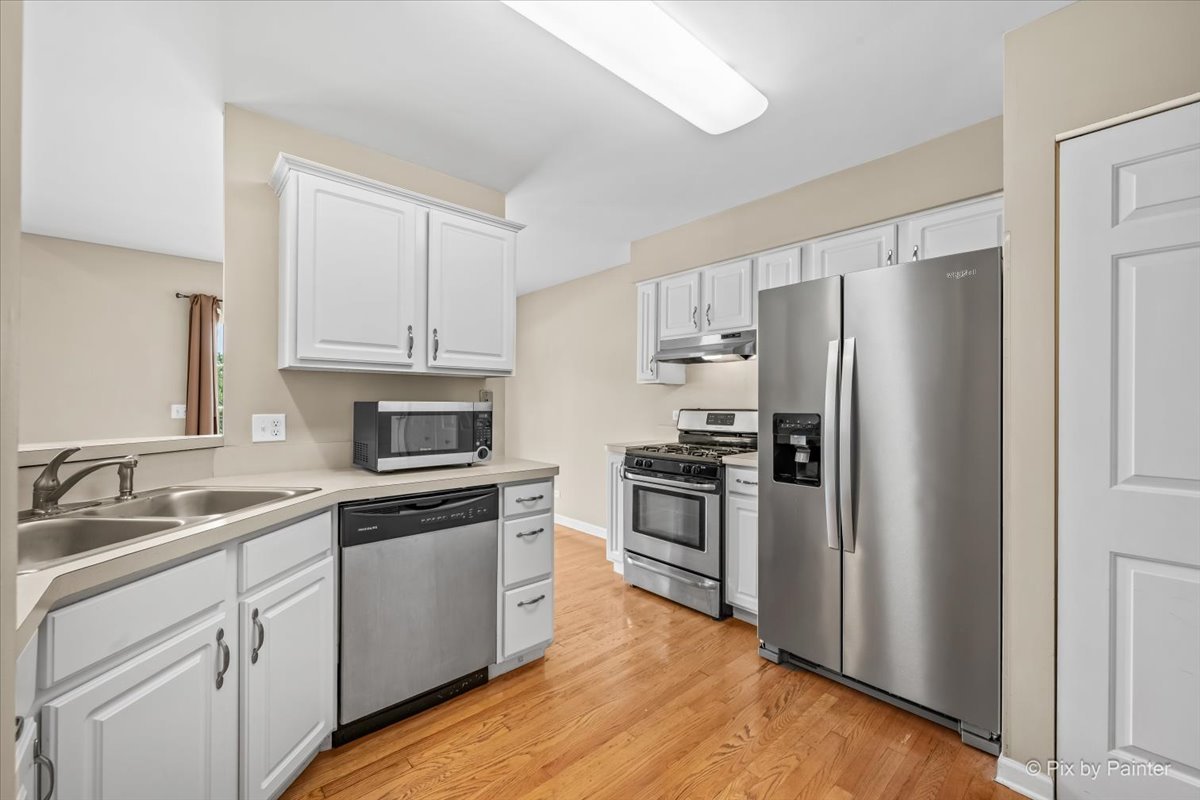 1058 E Danbury Drive Property Photo 13