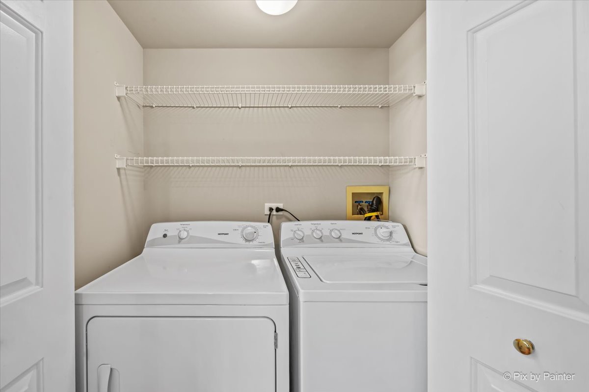 1058 E Danbury Drive Property Photo 18