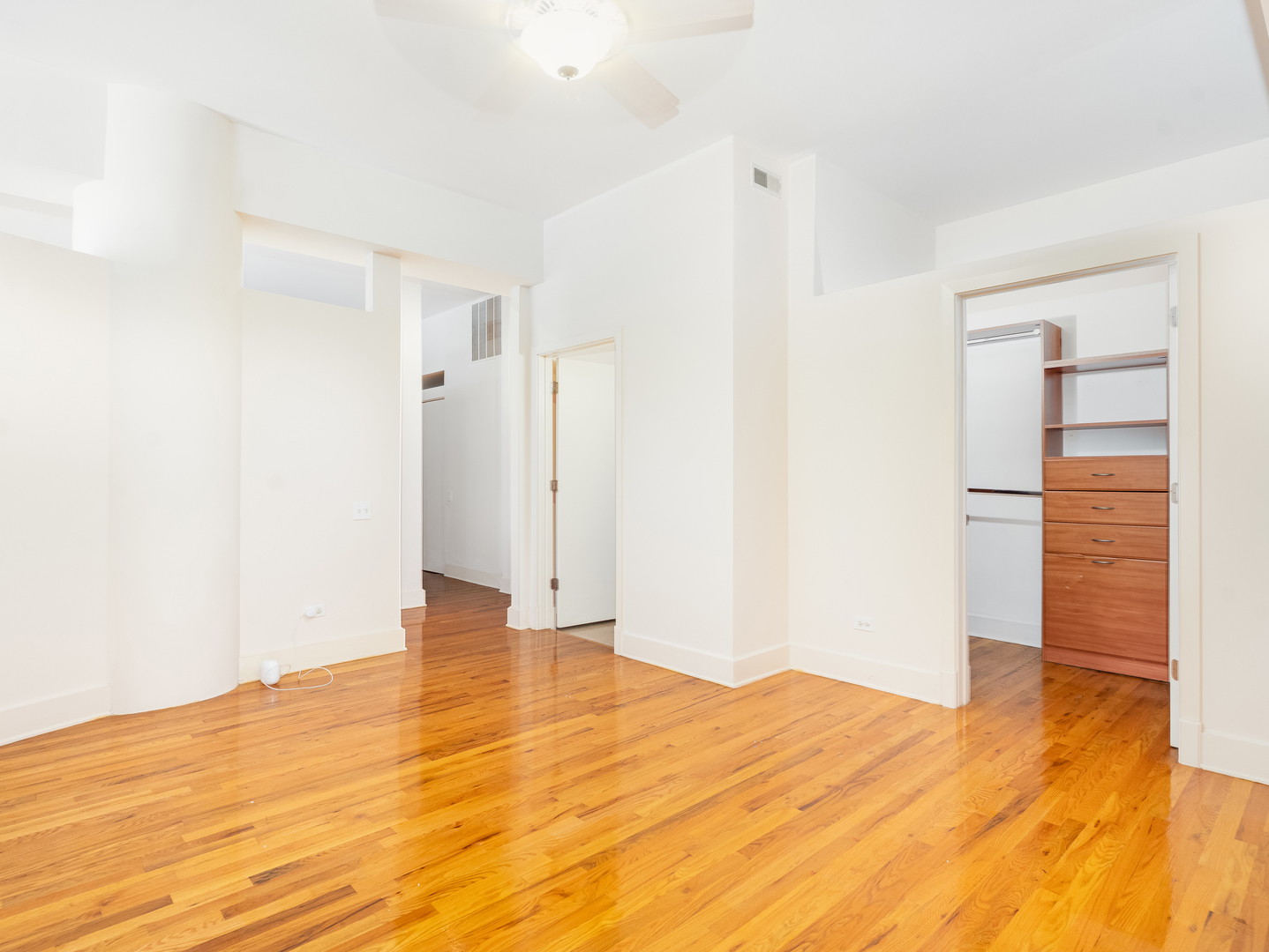165 N Canal Street 809 Property Photo 8