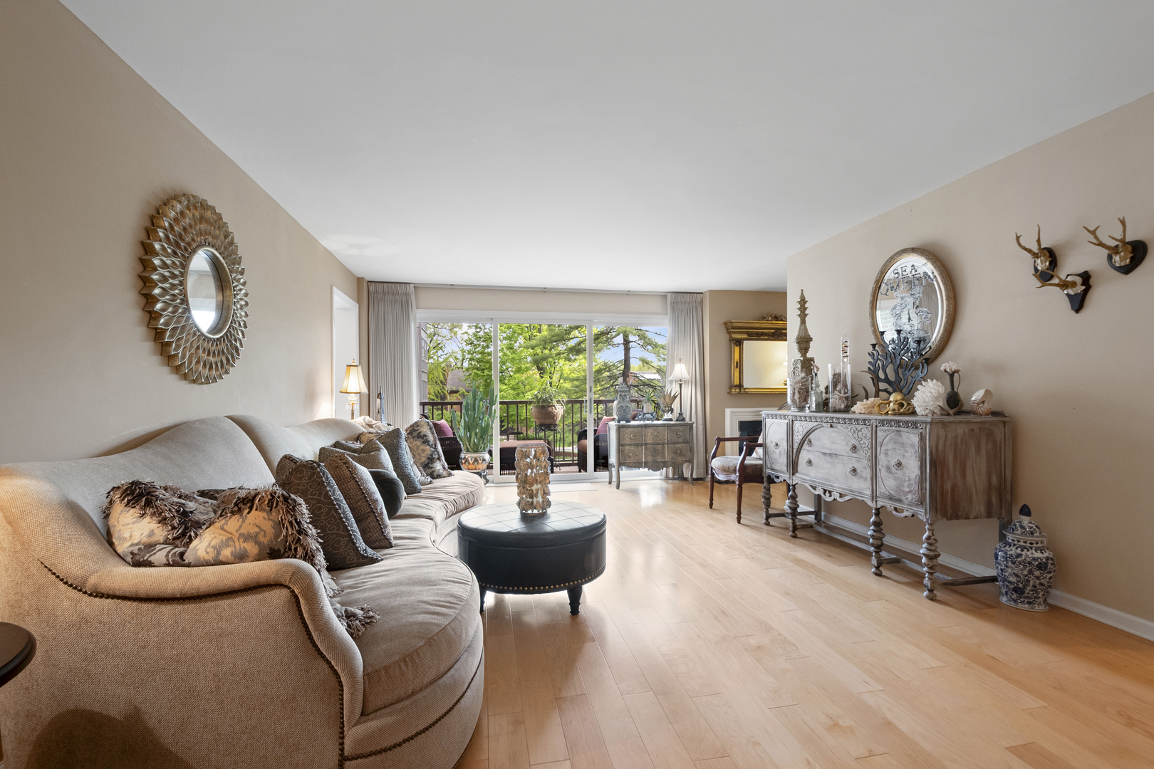 44 Park Lane 223 Property Photo 2