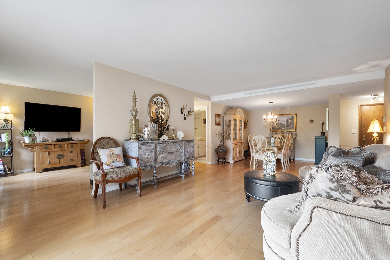 44 Park Lane 223 Property Photo 3