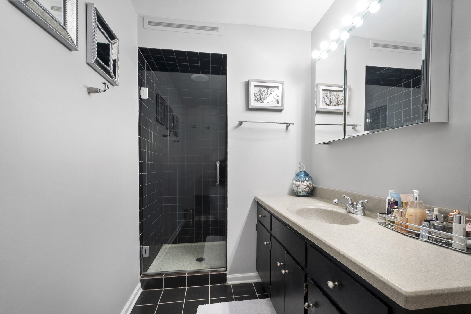 44 Park Lane 223 Property Photo 17