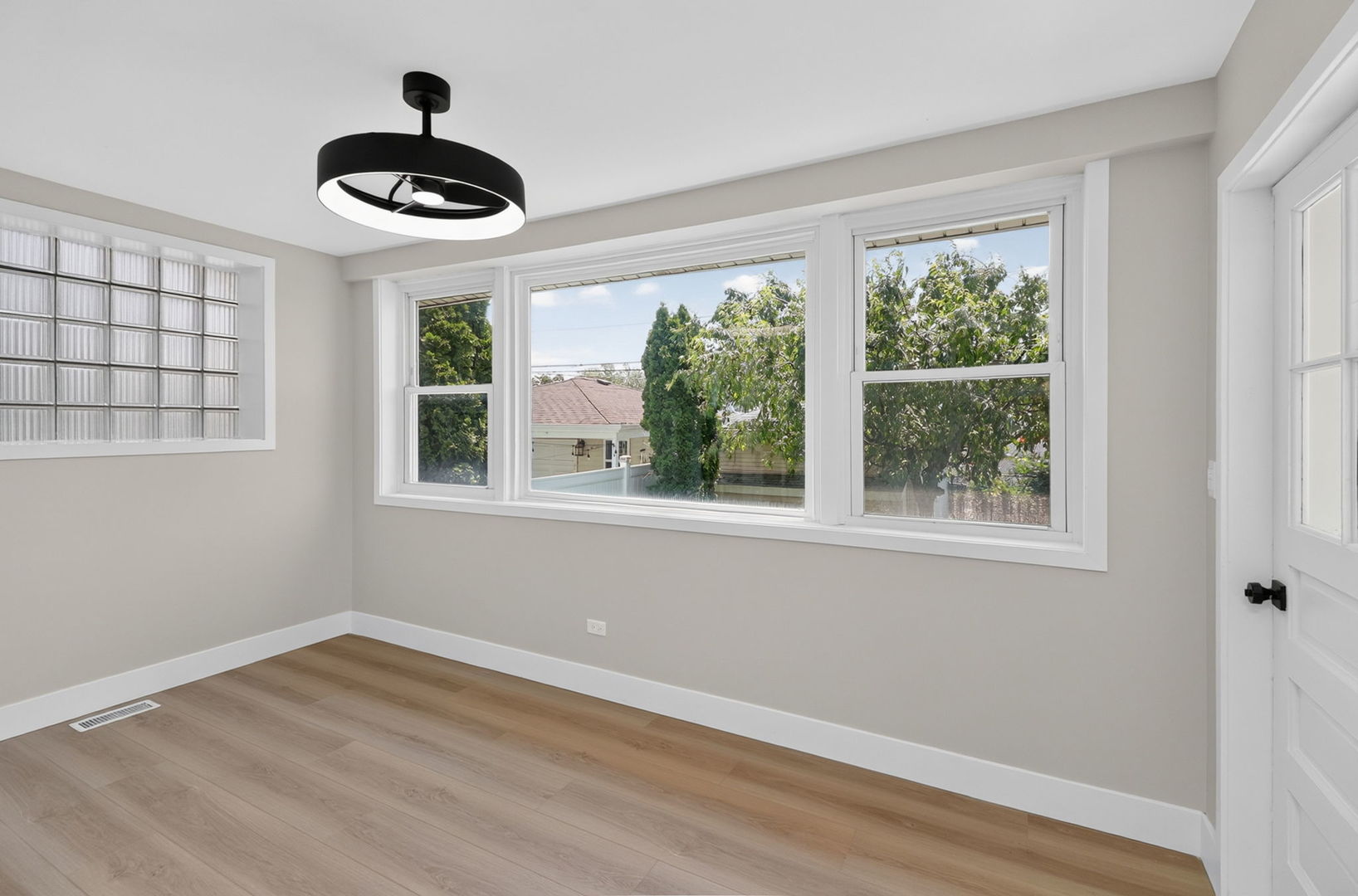 5311 W Cuyler Avenue Property Photo 15