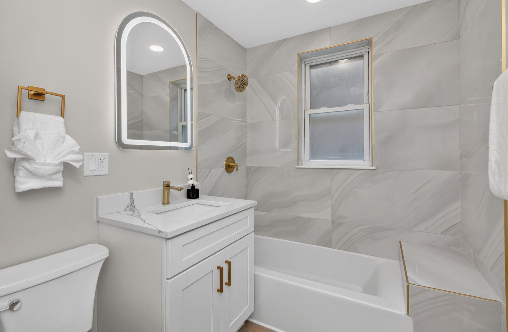 5311 W Cuyler Avenue Property Photo 20