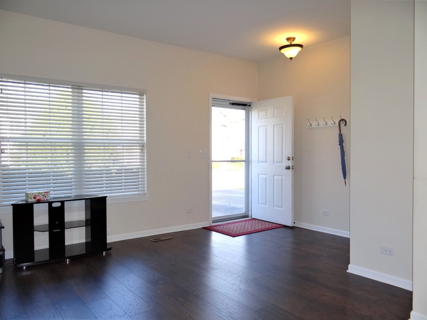 2818 Alameda Court 2818 Property Photo 2
